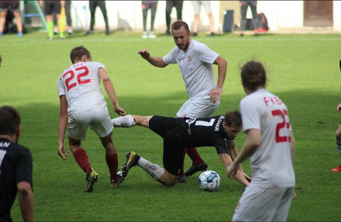 Bohemii nasměroval k vítězství v poděbradském derby Novák