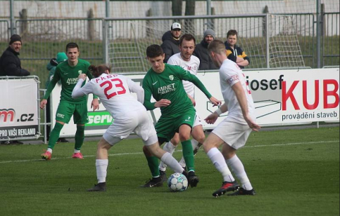 Derby rozhodl v dramatické koncovce až gól Zumase